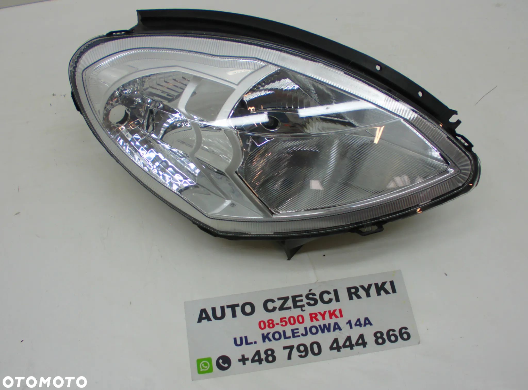 Ligier JS50 IXO Lampa Przód Prawa Strona - 1