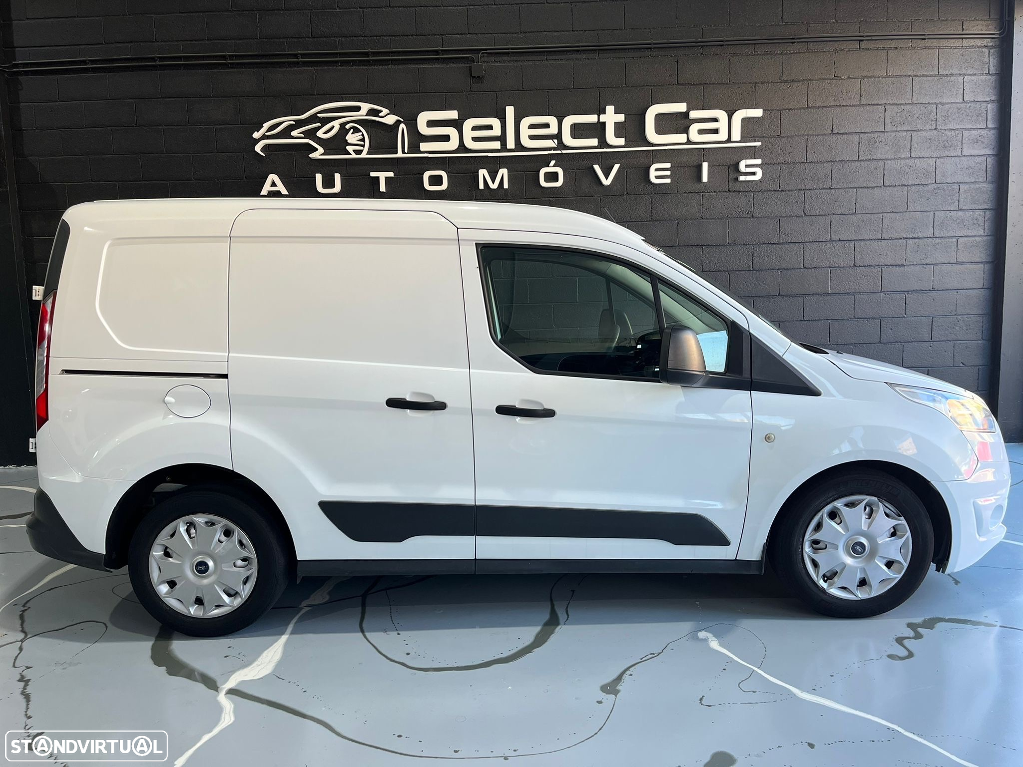Ford Connect 1.6 TDCI 3 LUGARES - 4