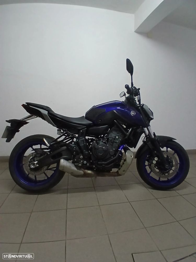 Yamaha MT-07 - 1