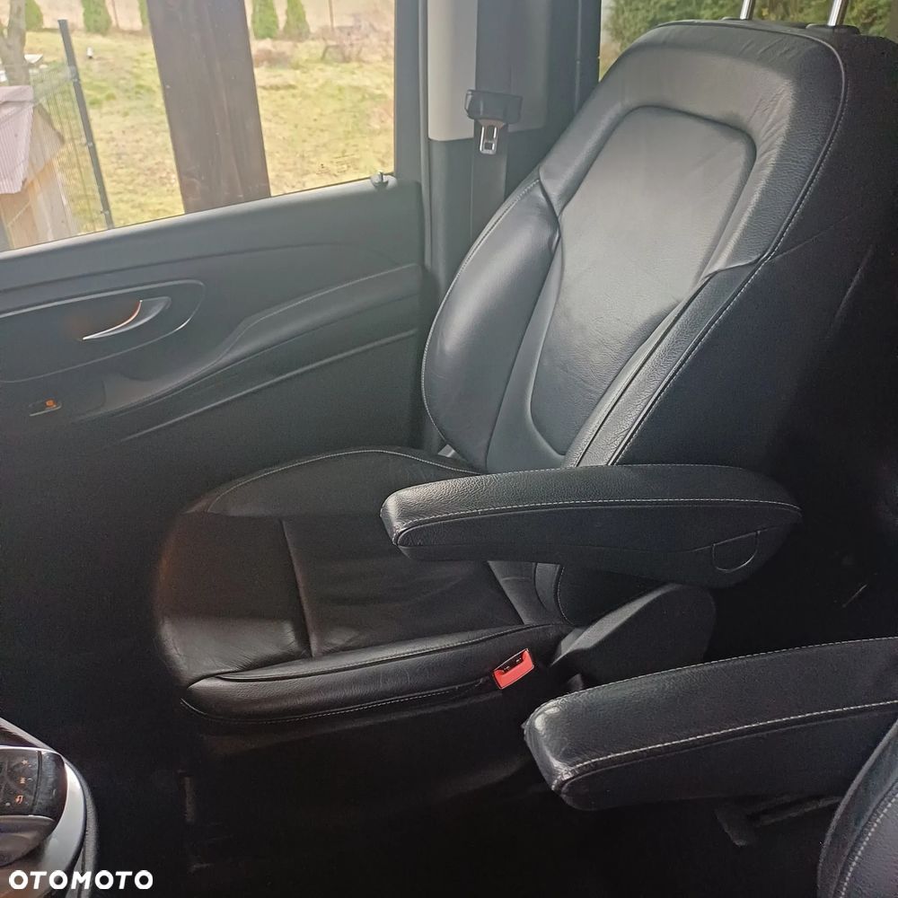 Mercedes-Benz Klasa V 220 (BlueTEC) d extralang 7G-TRONIC Avantgarde - 3
