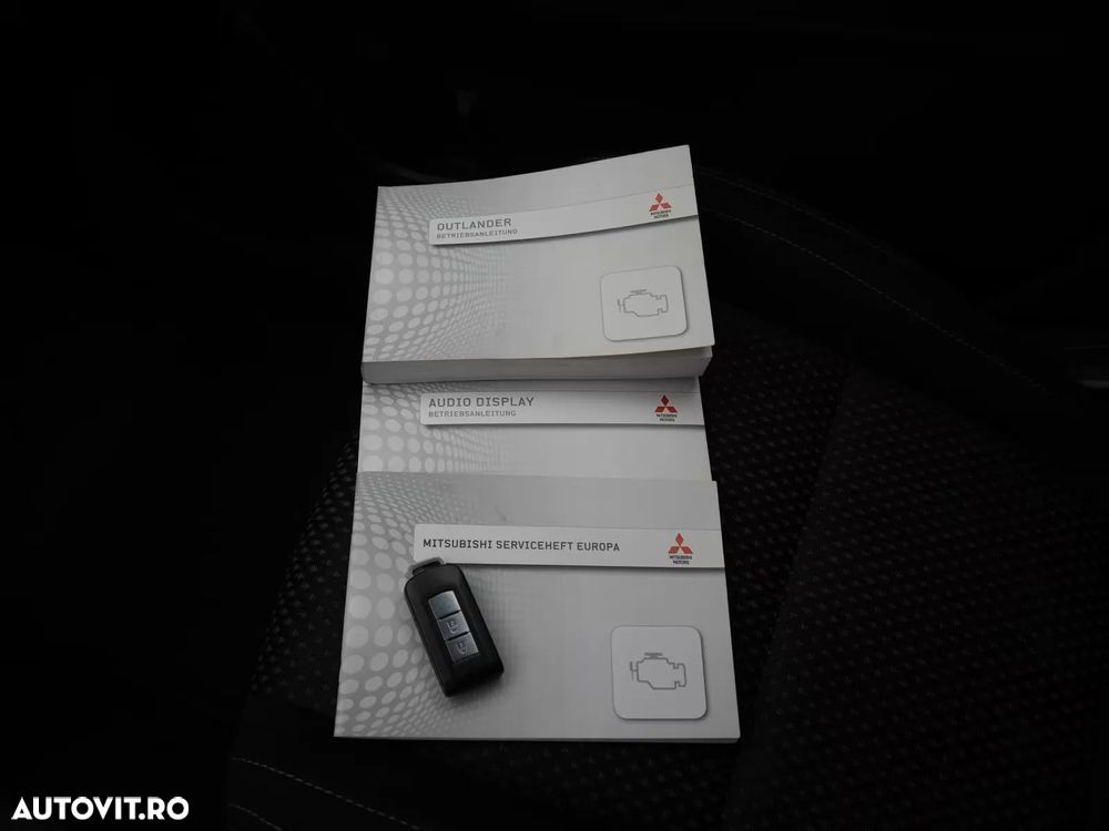 Mitsubishi Outlander 2.2 DI-D 4WD Instyle - 12