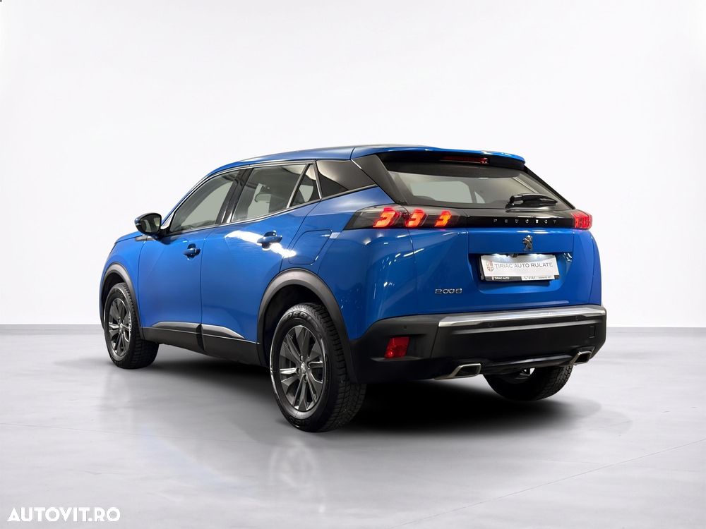 Peugeot 2008 - 4