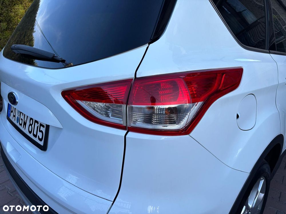 Ford Kuga 2.0 TDCi 4x4 Titanium - 12