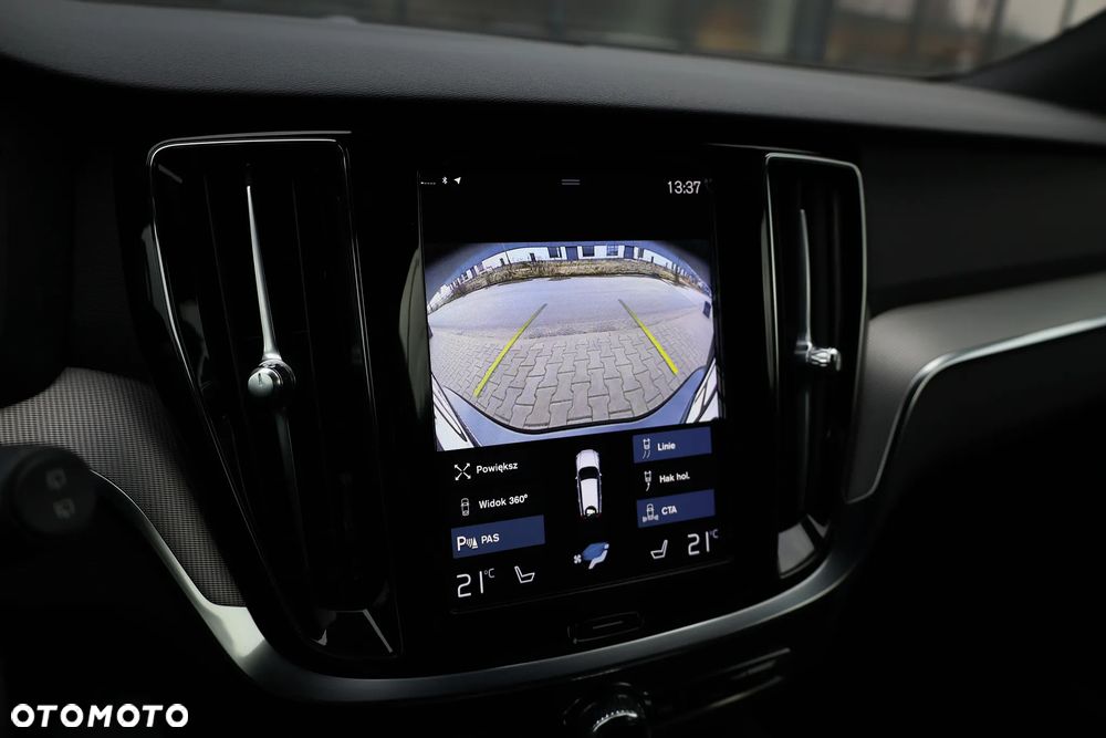 Volvo V60 T6 AWD Recharge Geartronic RDesign - 10