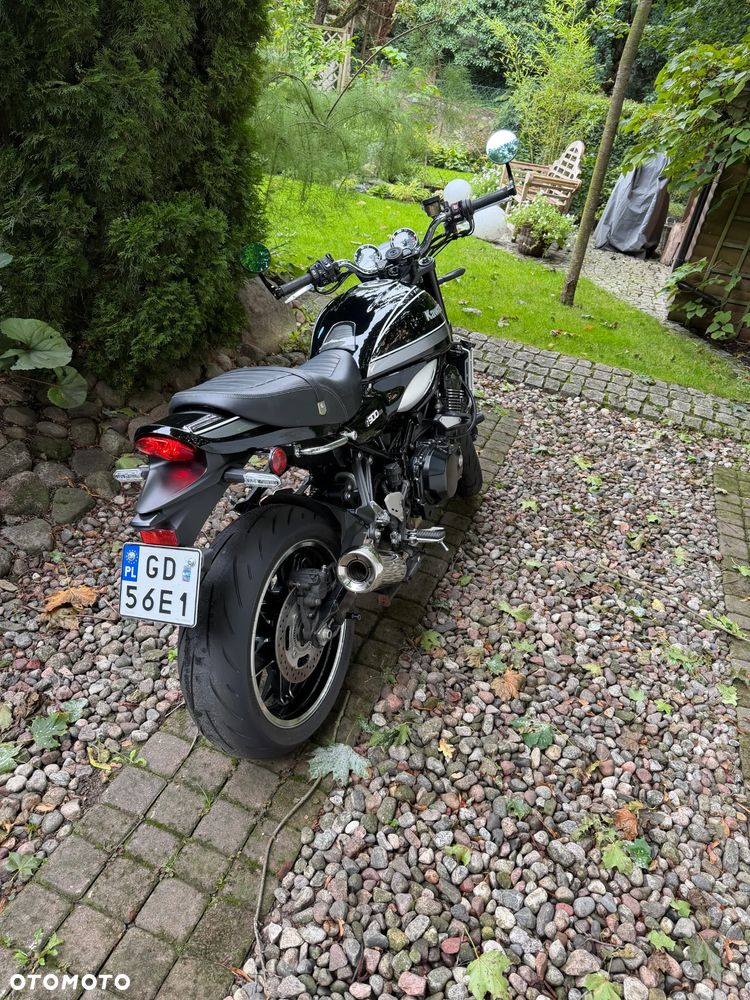 Kawasaki Z 900 RS - 12