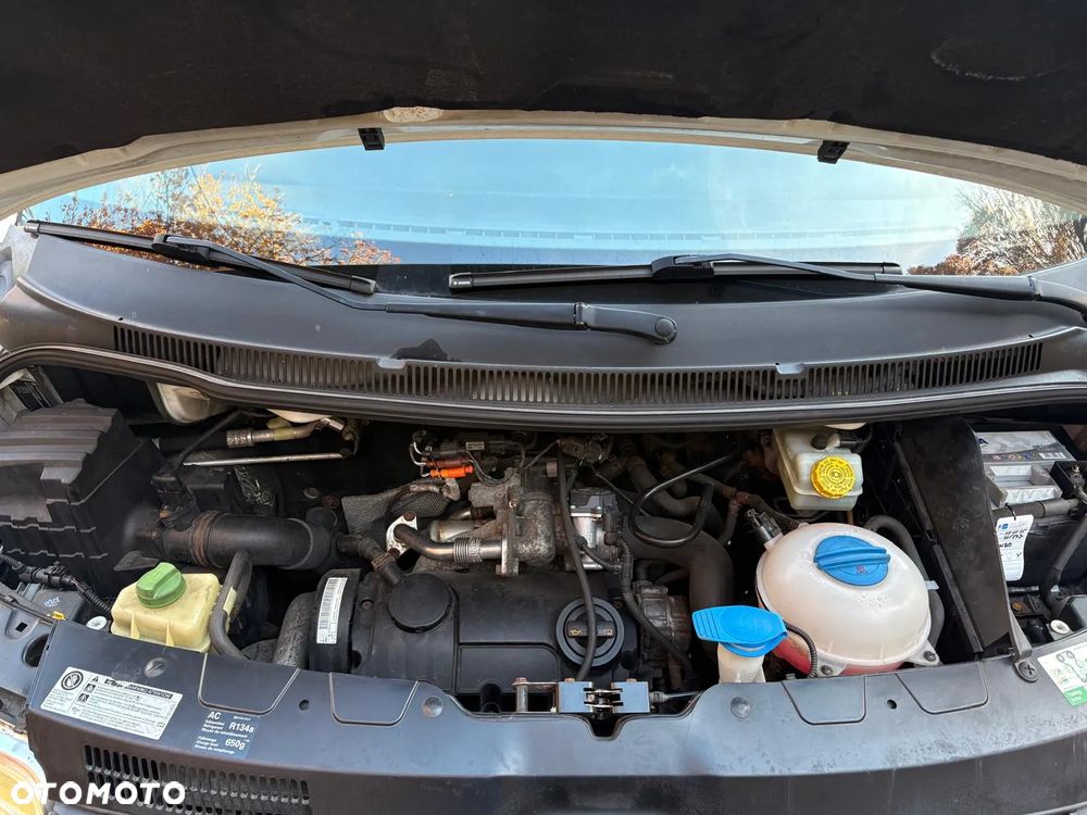 Volkswagen Transporter T5 TDI L2H1 - 9