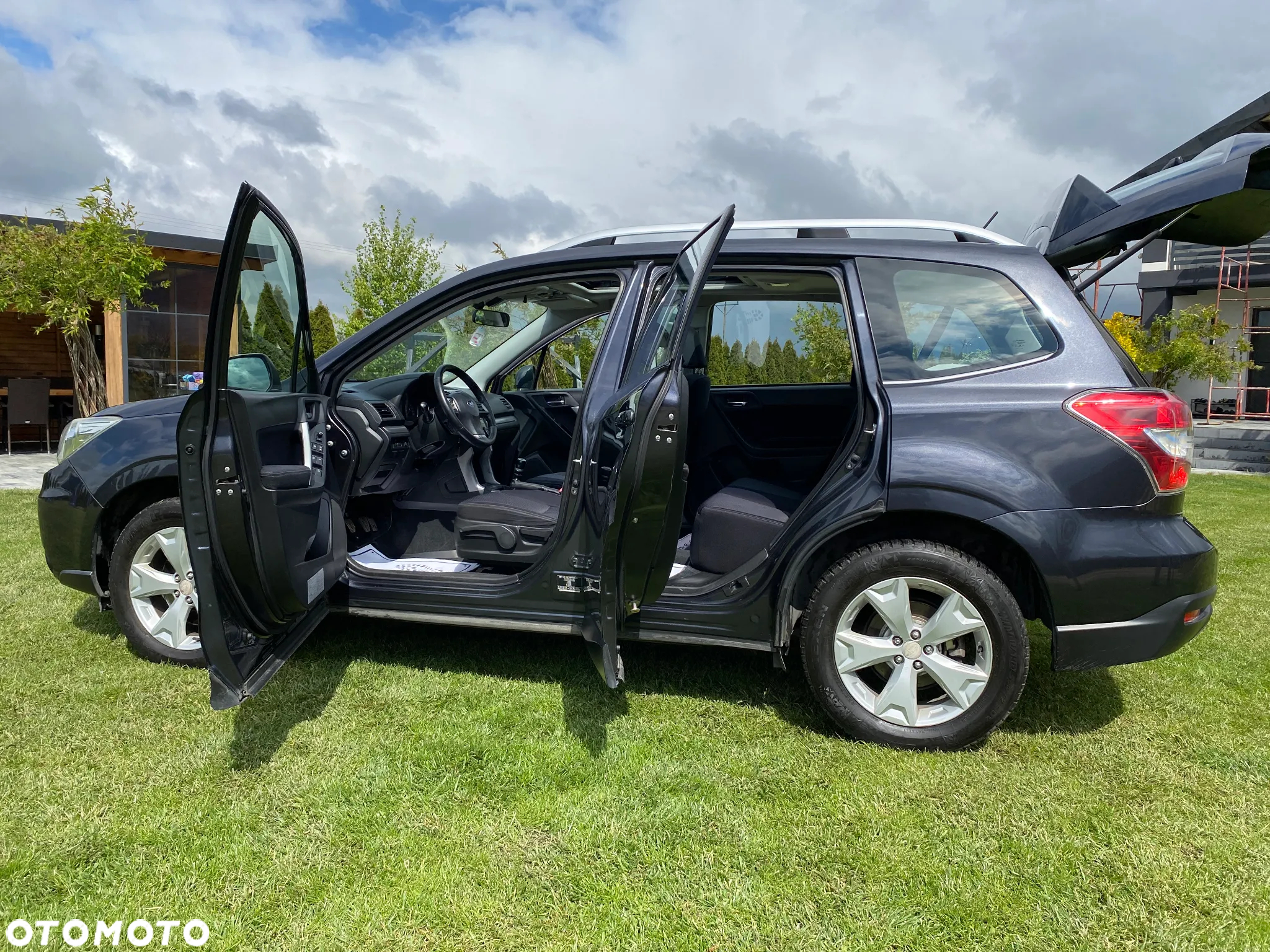 Subaru Forester 2.0D Platinum - 8