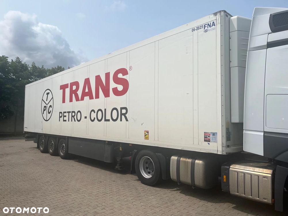 Schmitz Cargobull SKO 24 - 3