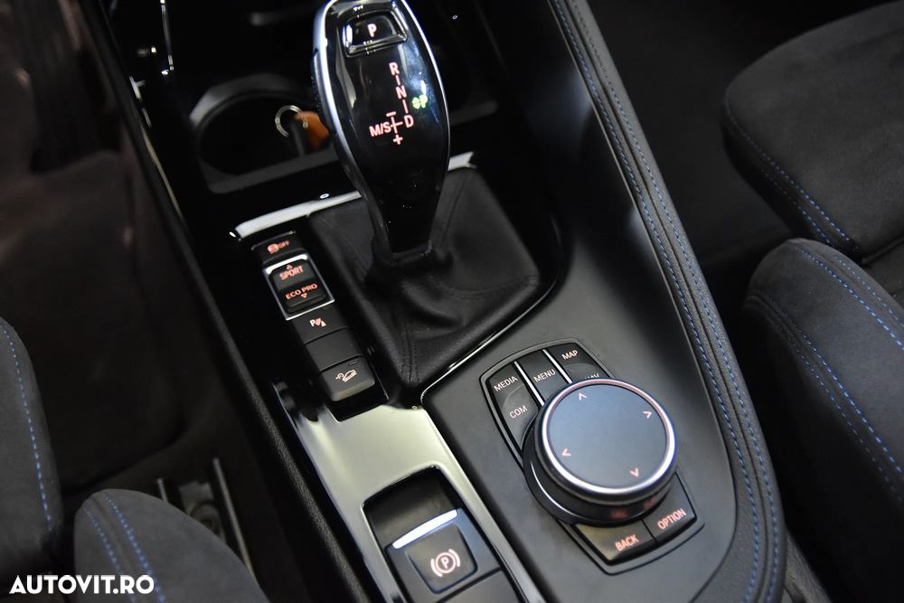 BMW X1 xDrive25i AT - 18