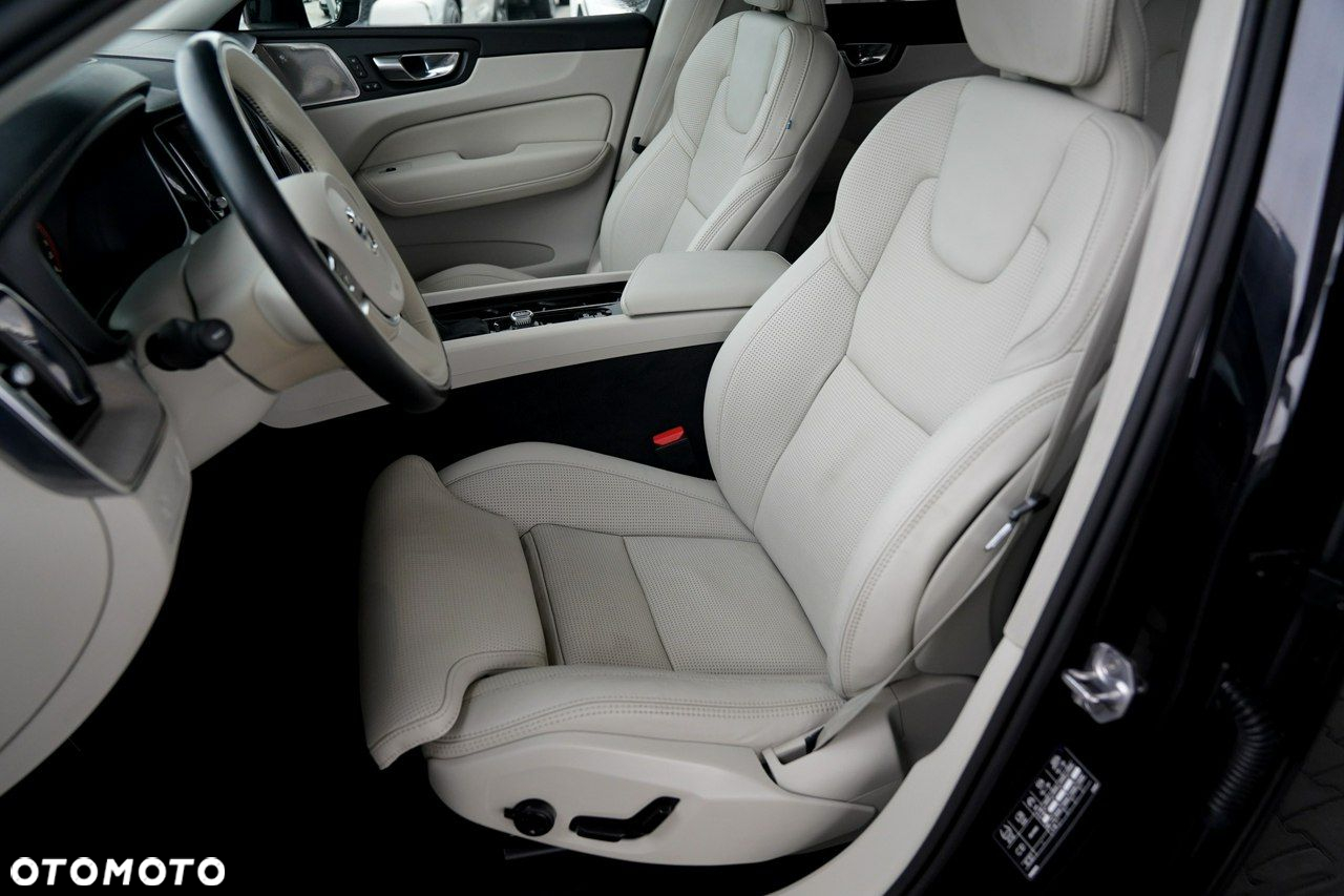 Volvo XC 60 - 20