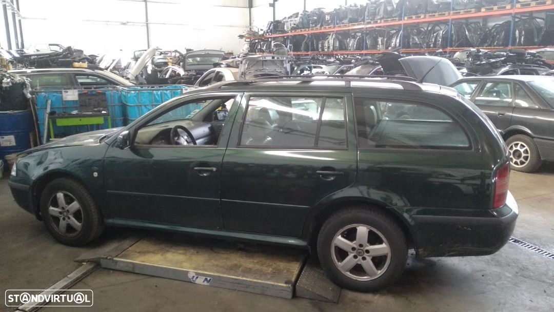 Portas Skoda Octavia Combi 1.9 tdi 110cv 2002 - 4
