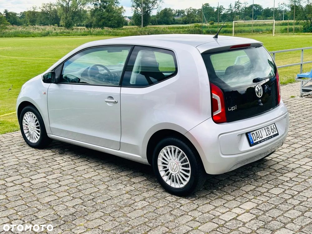Volkswagen up! cheer - 4