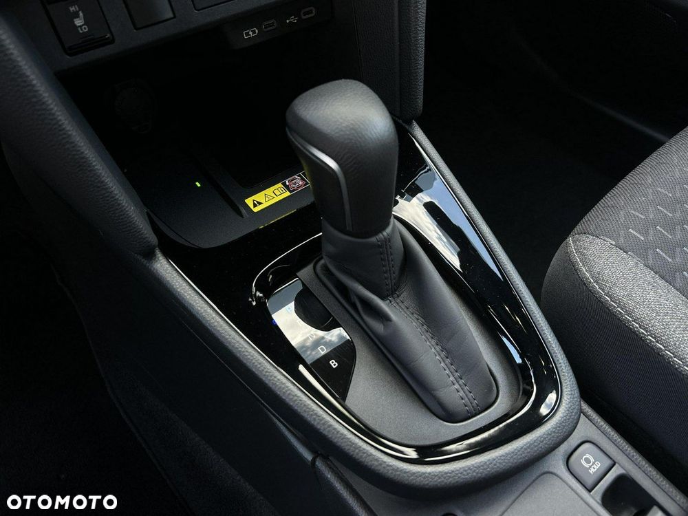 Toyota Yaris Cross - 17