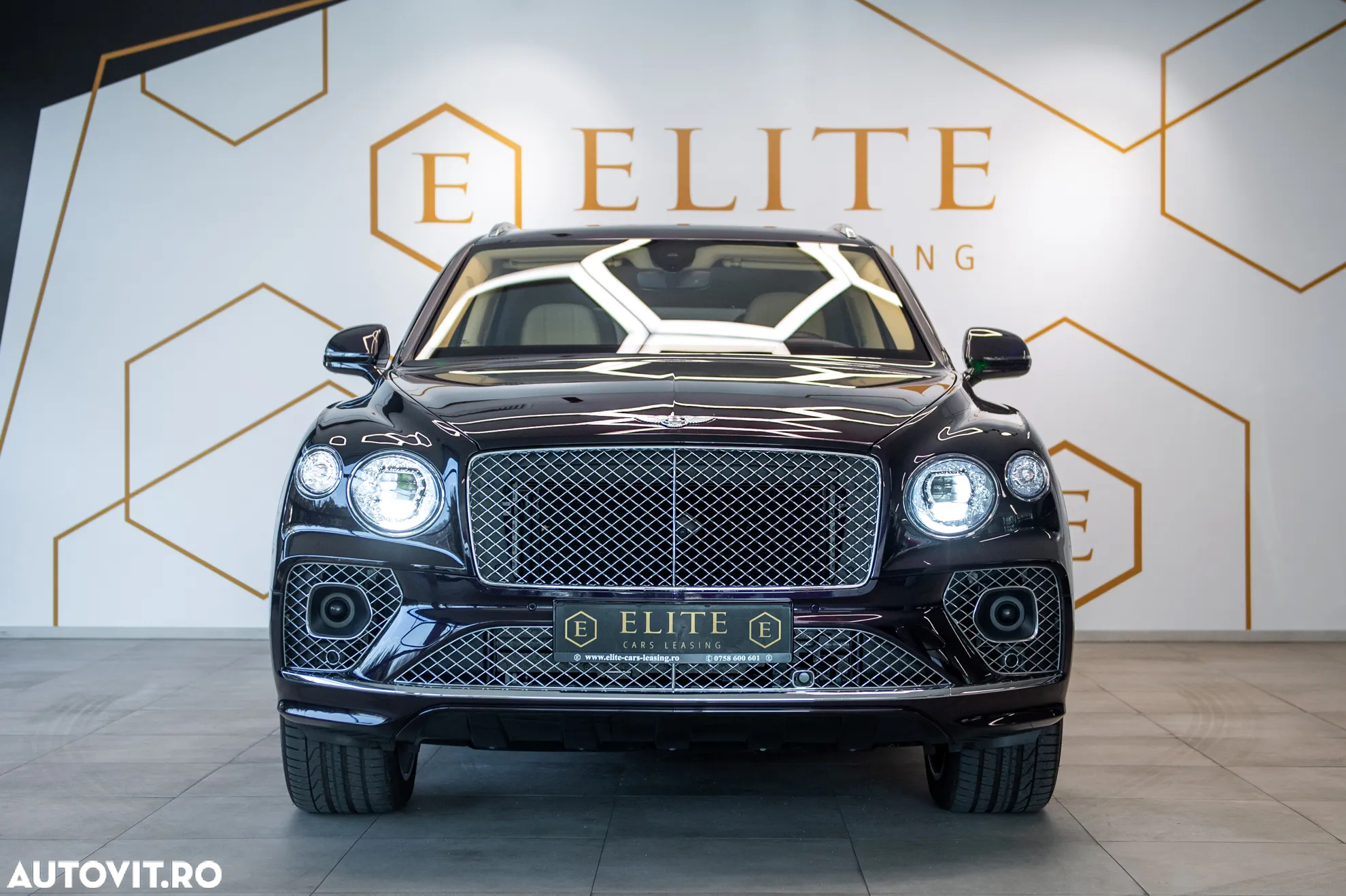 Bentley Bentayga - 2