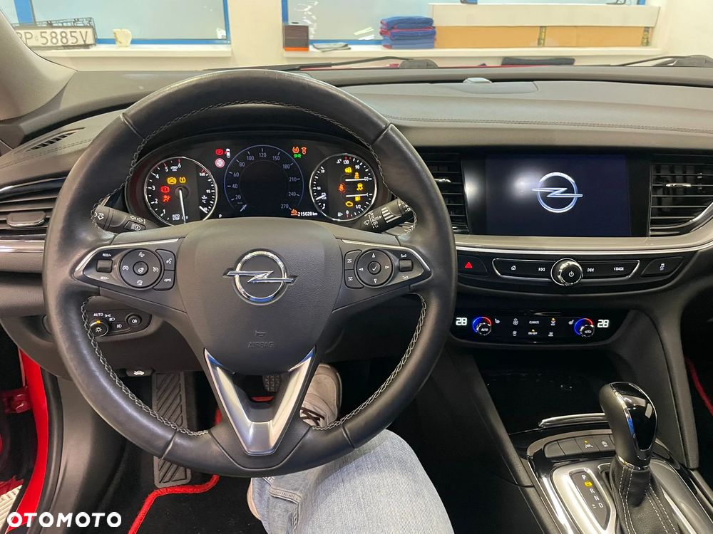 Opel Insignia - 21