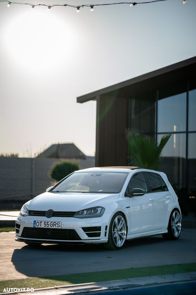 Volkswagen Golf 2.0 TSI DSG R - 1