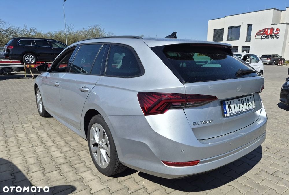 Skoda Octavia 2.0 TDI Ambition - 6