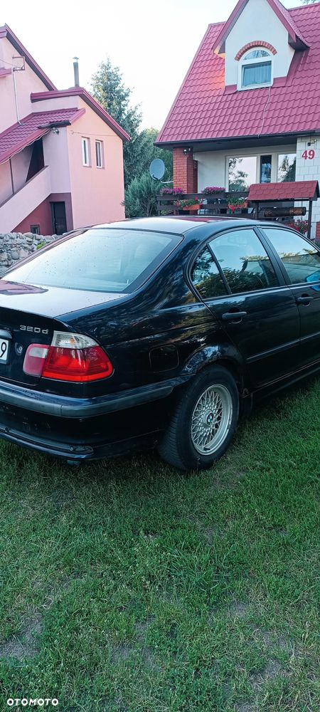 BMW Seria 3 320d - 23