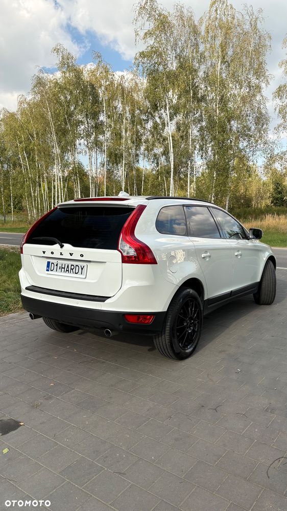 Volvo XC 60 2.4D AWD - 17