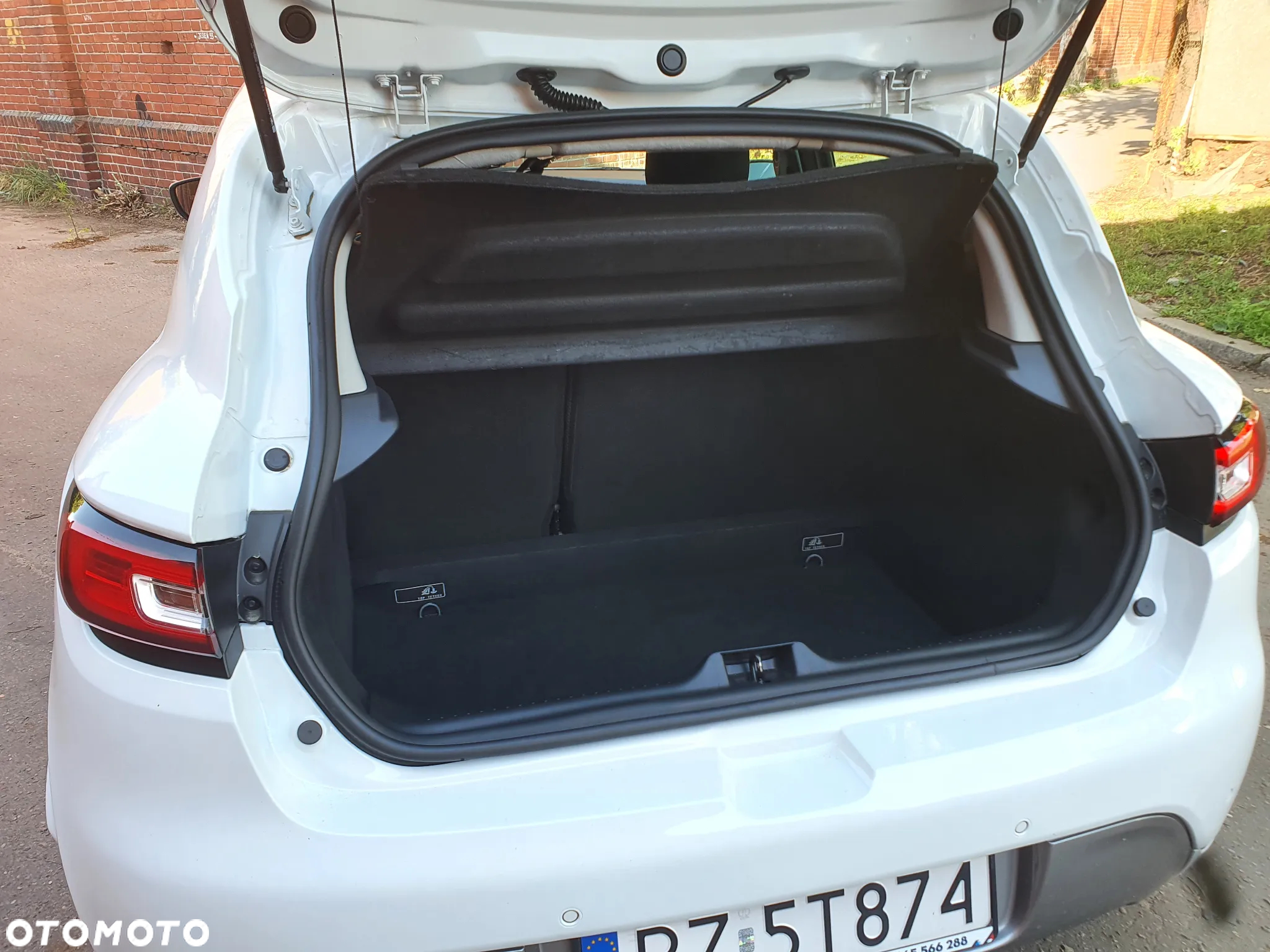 Renault Clio 1.5 dCi Energy Limited Plus - 23