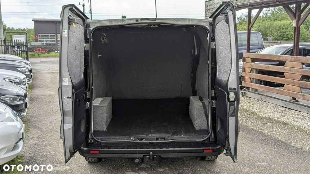 Opel Vivaro - 31
