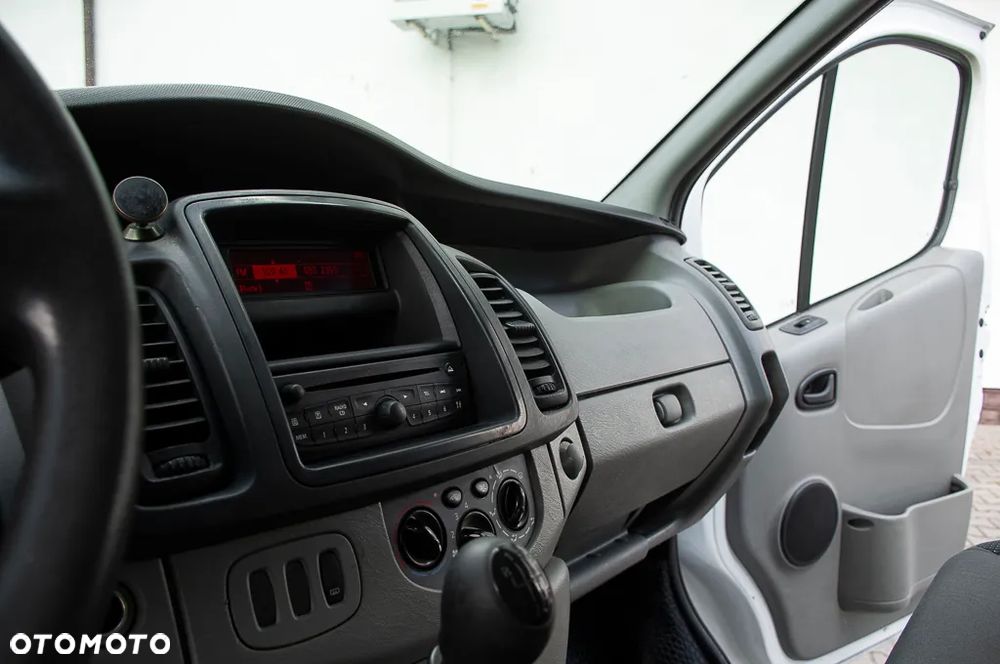 Opel VIVARO - 34
