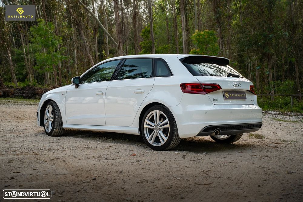 Audi A3 Sportback 1.6 TDI (clean diesel) S line Sport Pack - 4