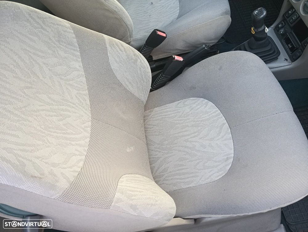 Land Rover Freelander 2.0 di - 15