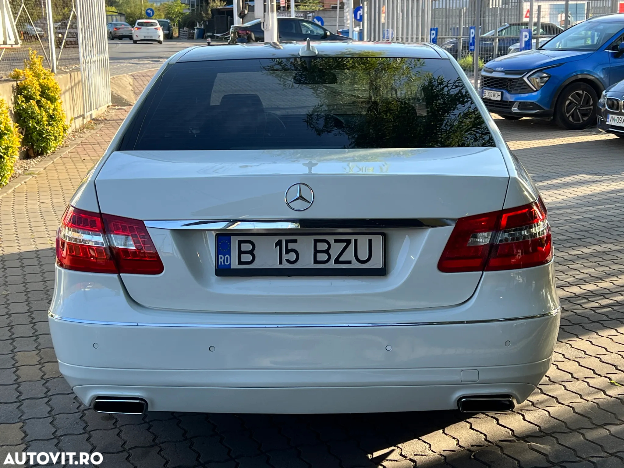 Mercedes-Benz E 250 CDI DPF BlueEFFICIENCY 7G-TRONIC Avantgarde - 13