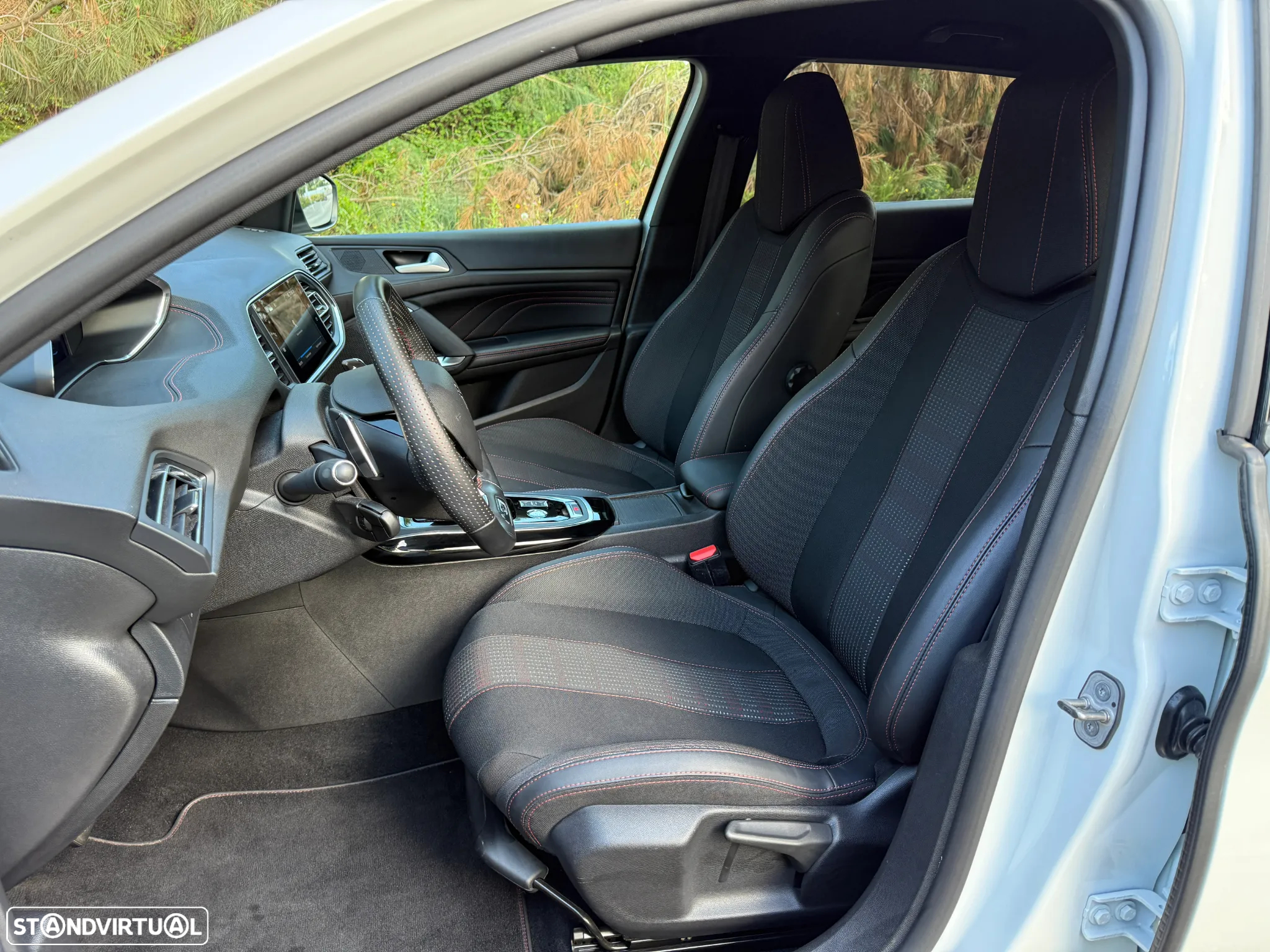 Peugeot 308 1.5 BlueHDi GT Line EAT8 - 24