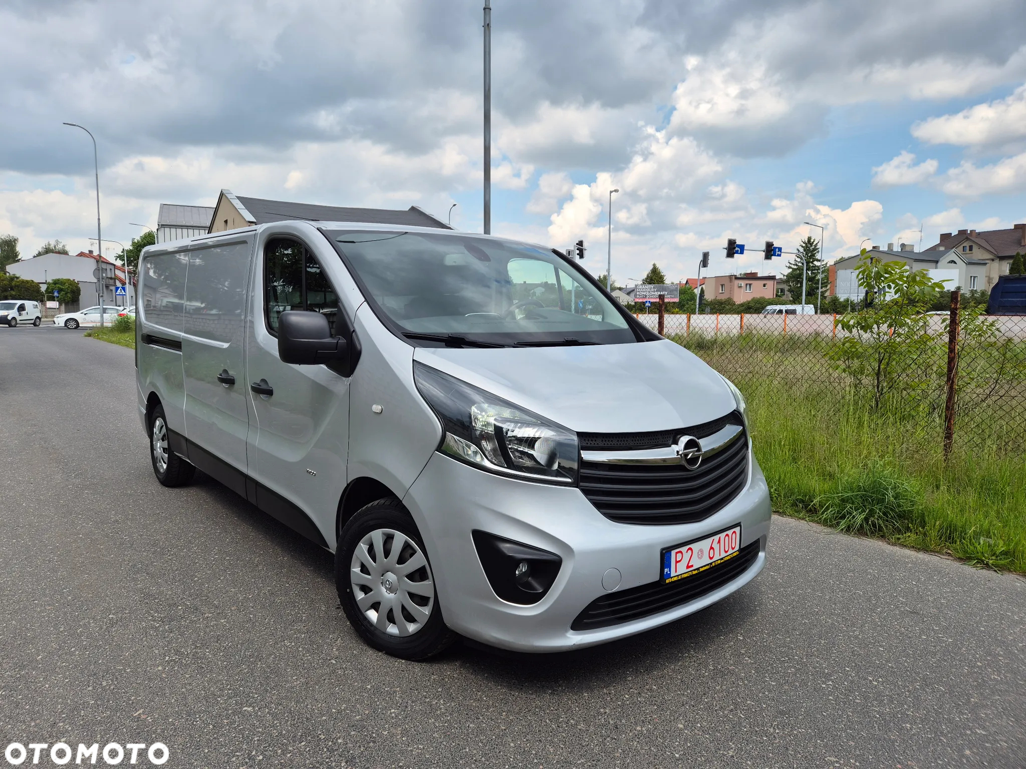 Opel vivaro - 2