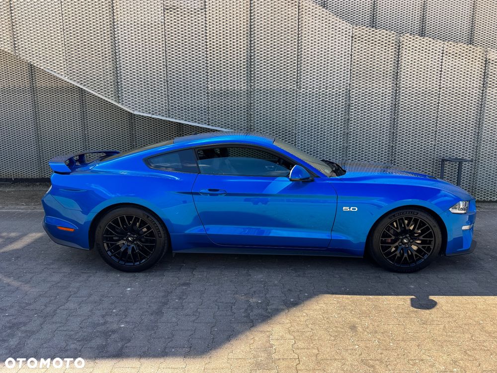 Ford Mustang - 6