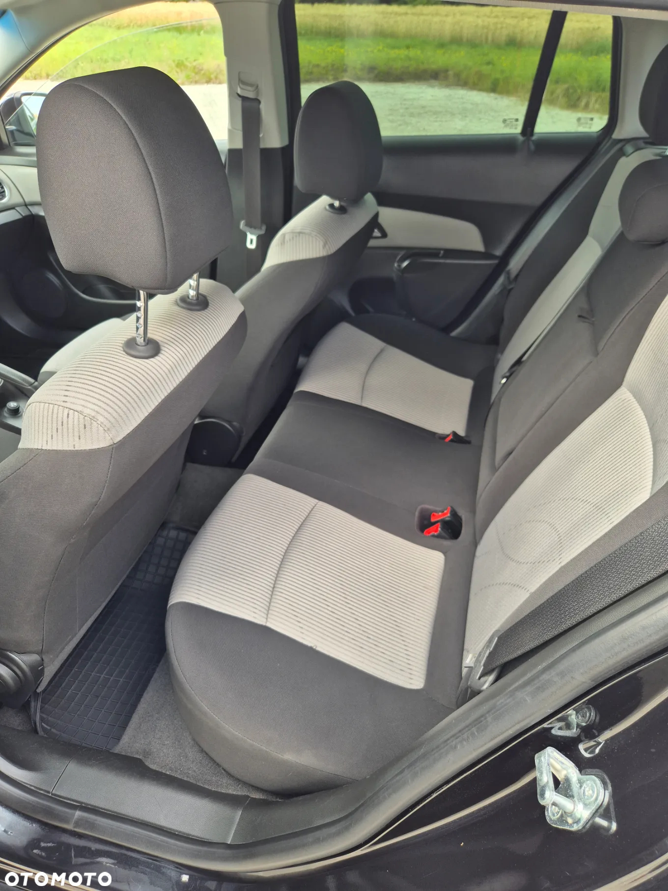 Chevrolet Cruze 1.6 LS+ - 12