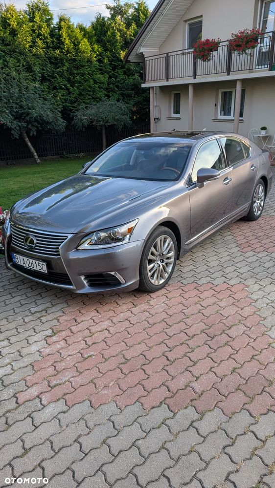 Lexus LS 460 Elite AWD - 29