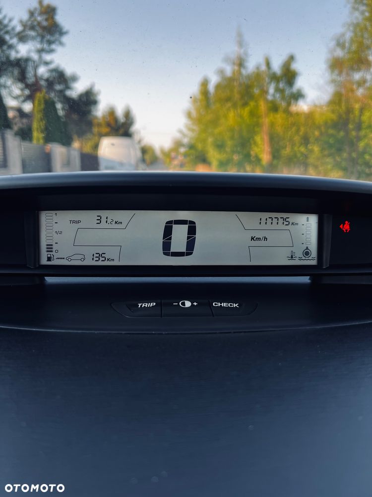 Citroën C4 2.0 16V VTS - 4