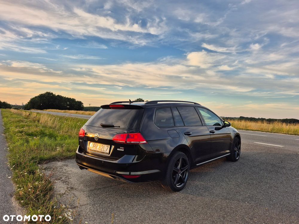 Volkswagen Golf - 4