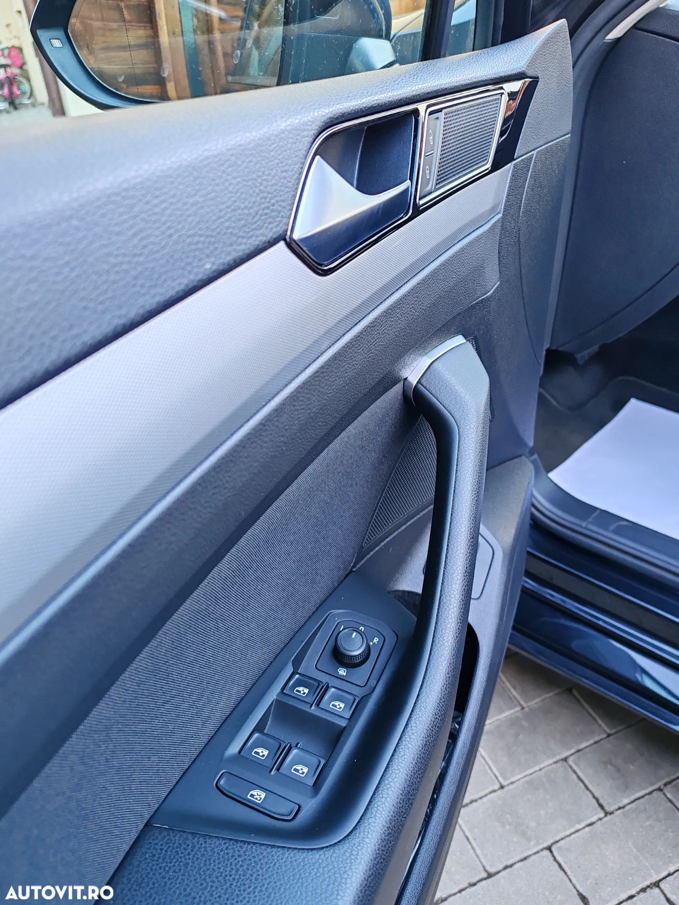Volkswagen Passat Variant 2.0 TDI DSG Highline - 14