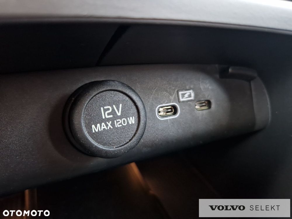 Volvo XC 40 - 28