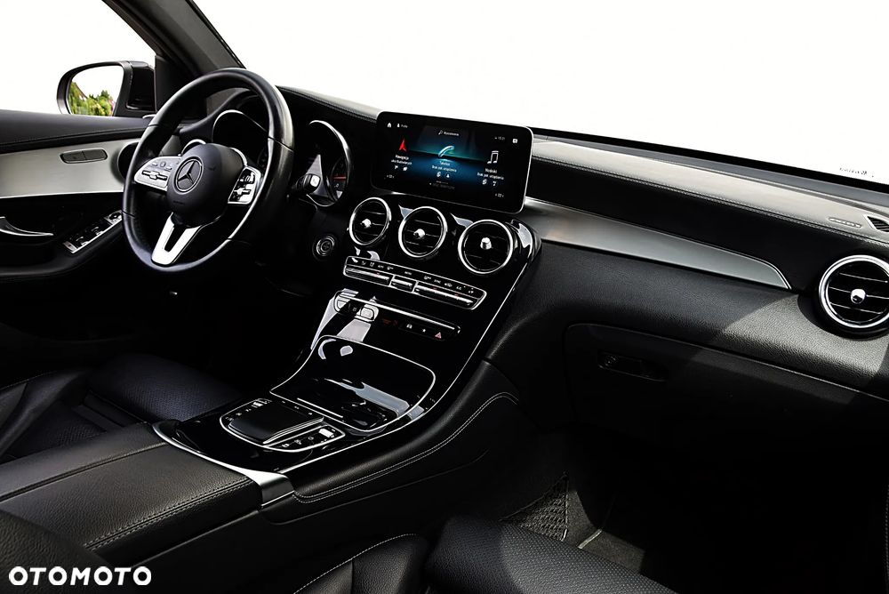Mercedes-Benz GLC 200 4Matic 9G-TRONIC - 26