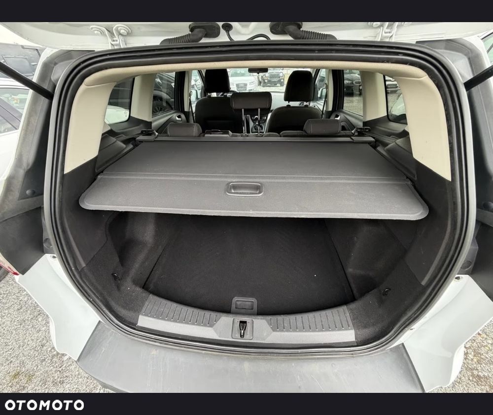 Ford Kuga - 7