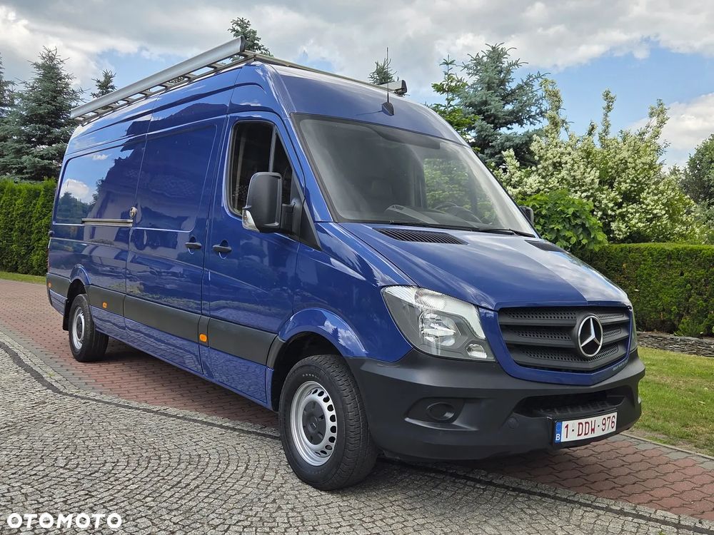 Mercedes-Benz Sprinter - 11
