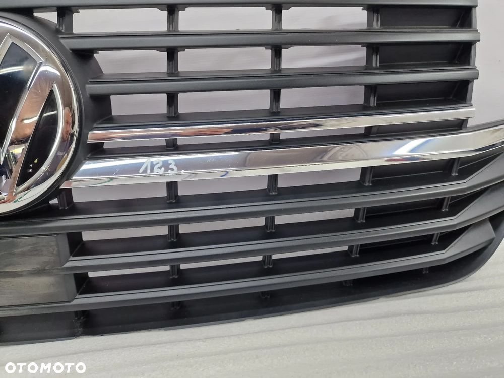 VW T6 LIFT T6.1 7LA 19- 4 MOTION ATRAPA / GRILL PRZEDNI PRZÓD , NR 7LA853651C / 7LA853653J , NR AUKCJI GR123 - 7