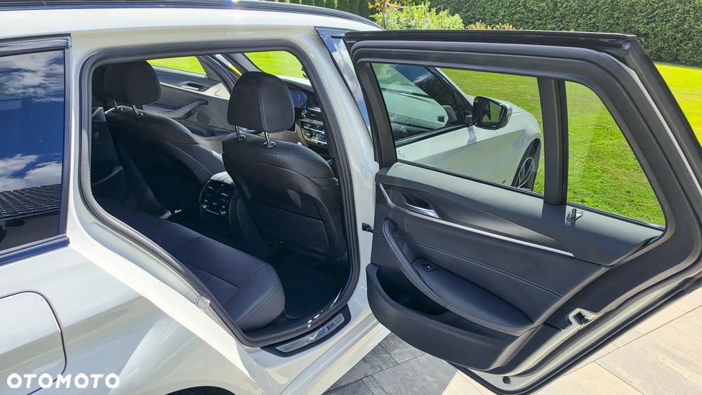 BMW Seria 5 520d MHEV Sport Line sport - 15