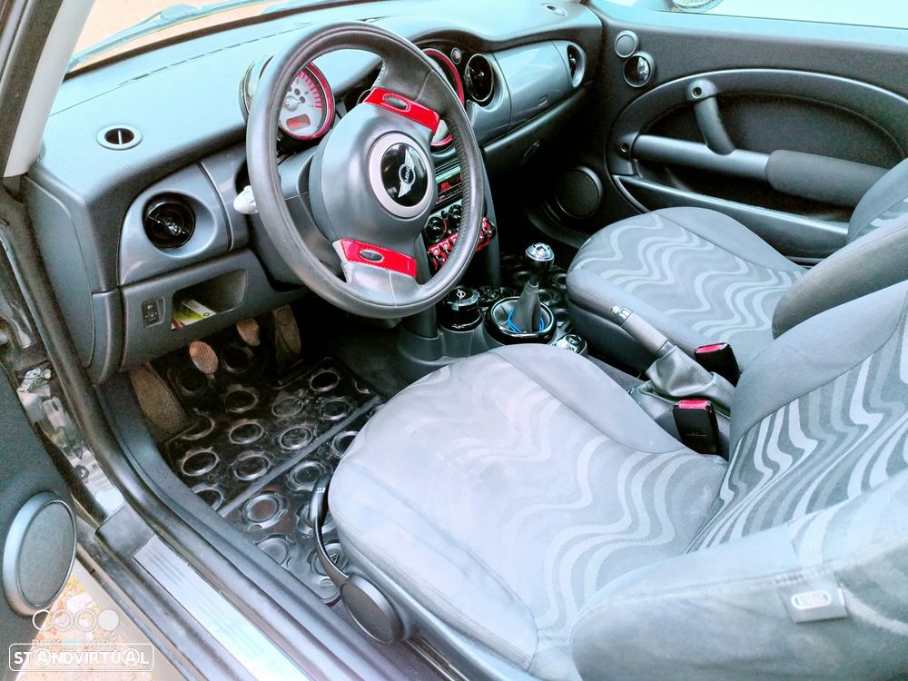 MINI 3 Portas One 1.4 D - 13