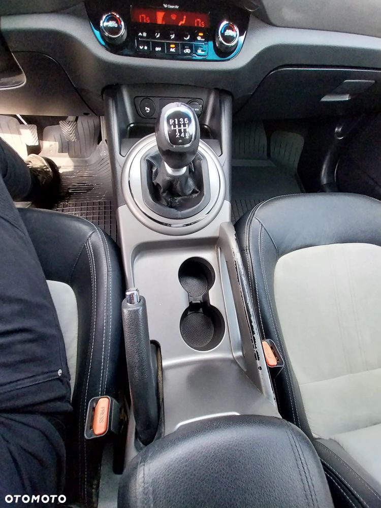 Kia Sportage - 22