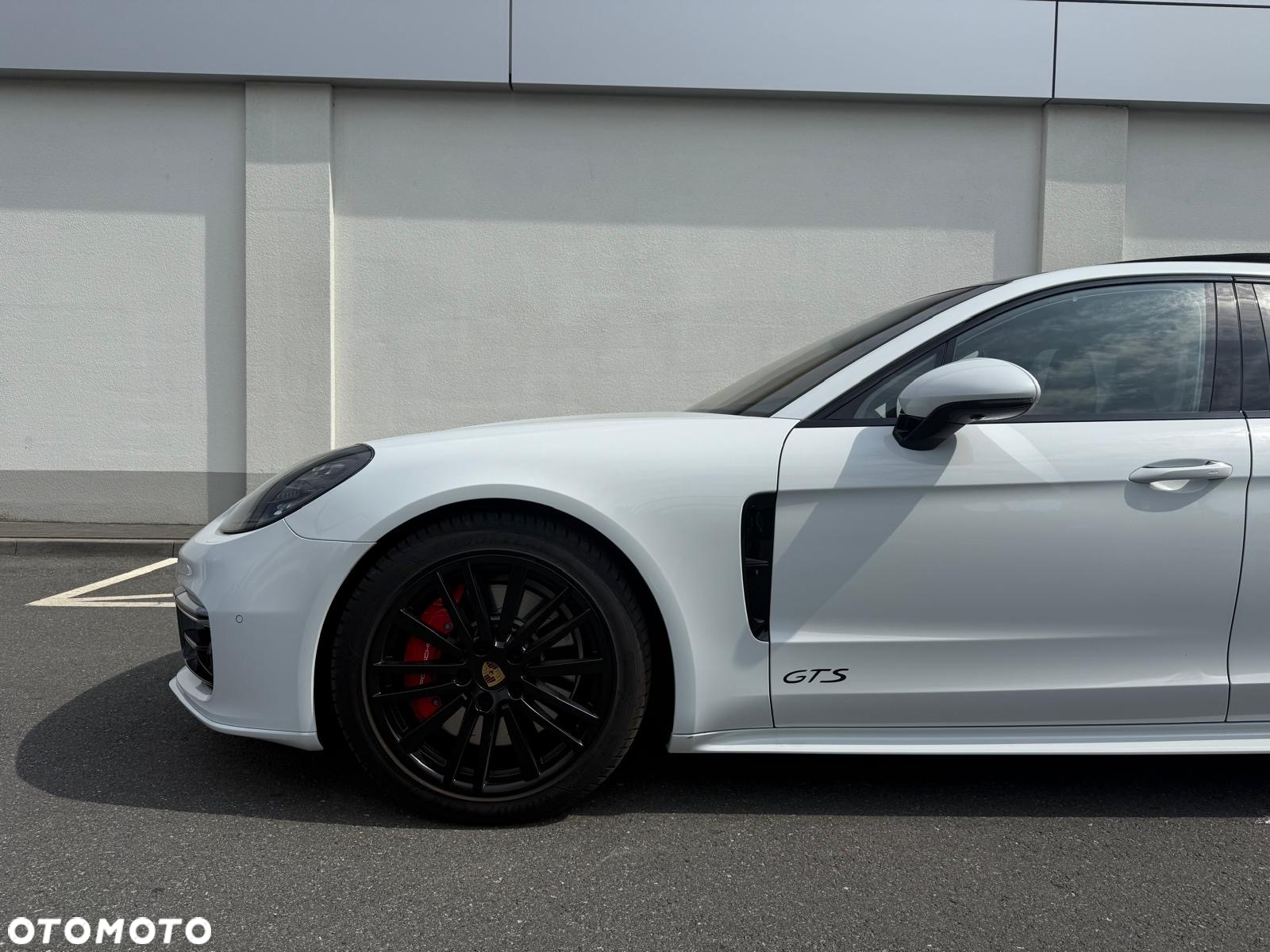 Porsche Panamera GTS GPF - 13