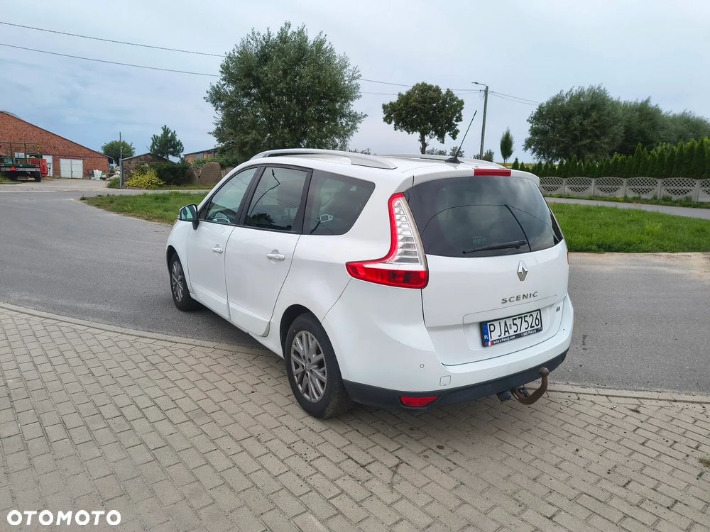 Renault Grand Scenic - 9