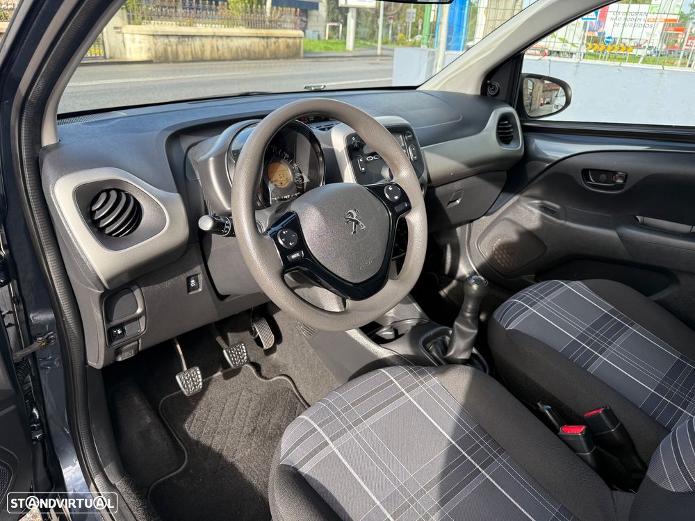 Peugeot 108 1.2 PureTech Active - 18