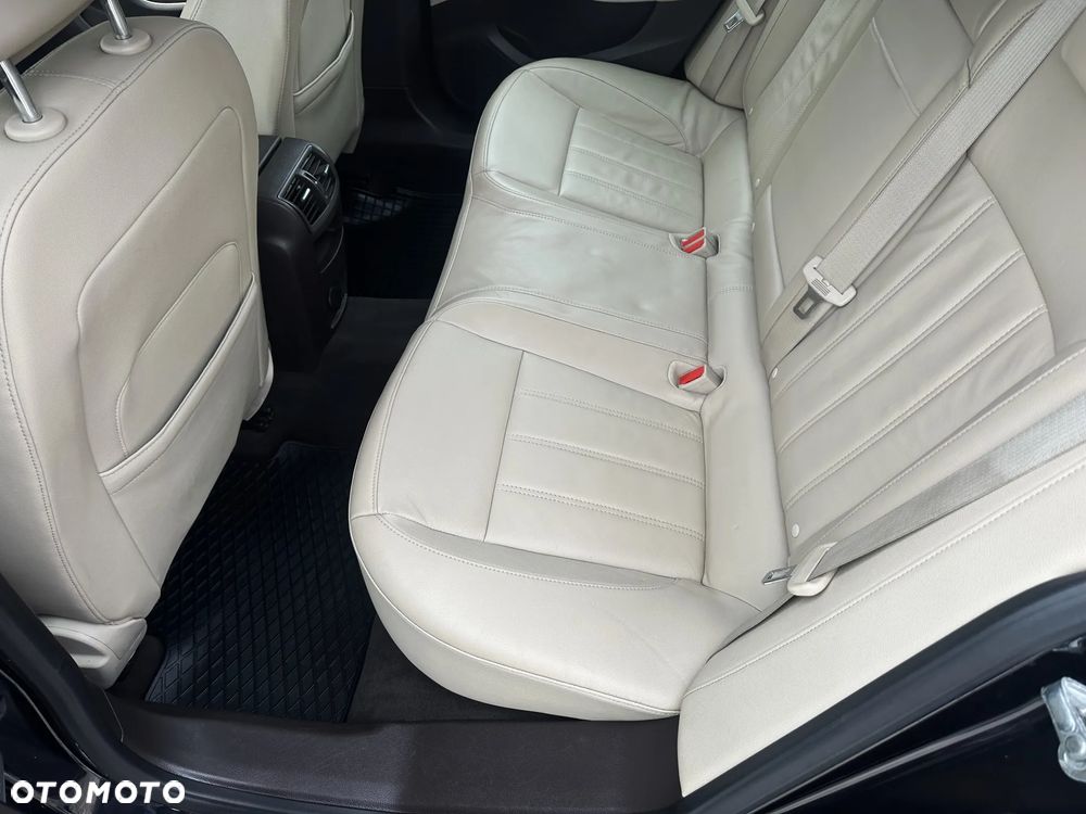 Opel Insignia - 10