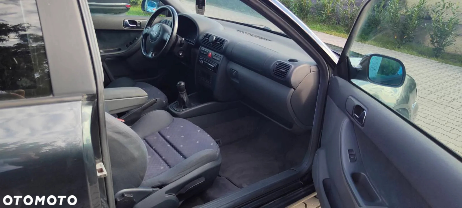 Audi A3 1.6 Ambiente - 11